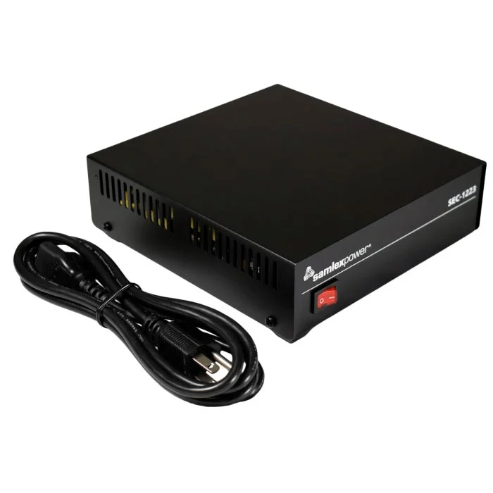 fuente_samlex_23amp_radio_base_accesorio.jpg.webp