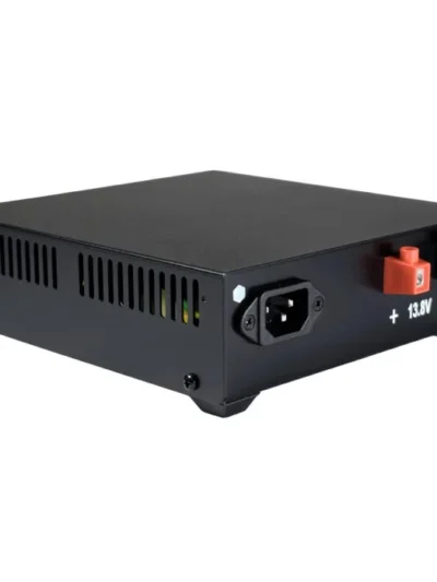 fuente_samlex_23amp_radio_base_conector.jpg.webp