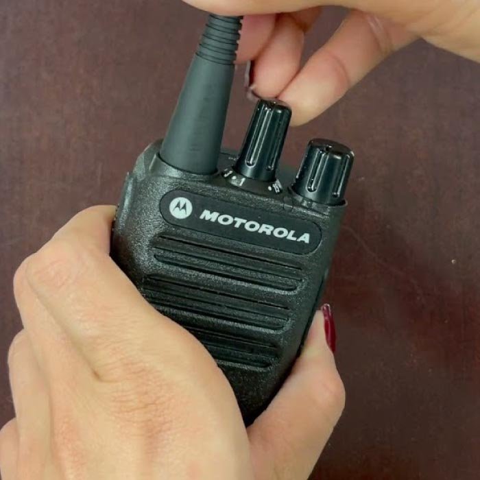 radio_motorola_dep250_foto.jpg