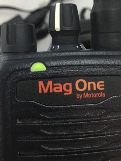 radio_motorola_mag_one_A8_foto.jpg
