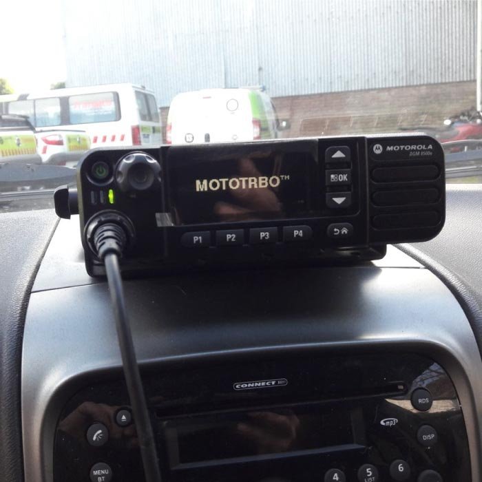radio_motorola_movil_dgm8500e_foto.jpg